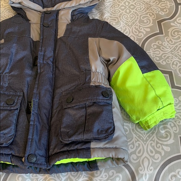 ☄️Toddler Winter Jacket☄️ - Picture 4 of 7